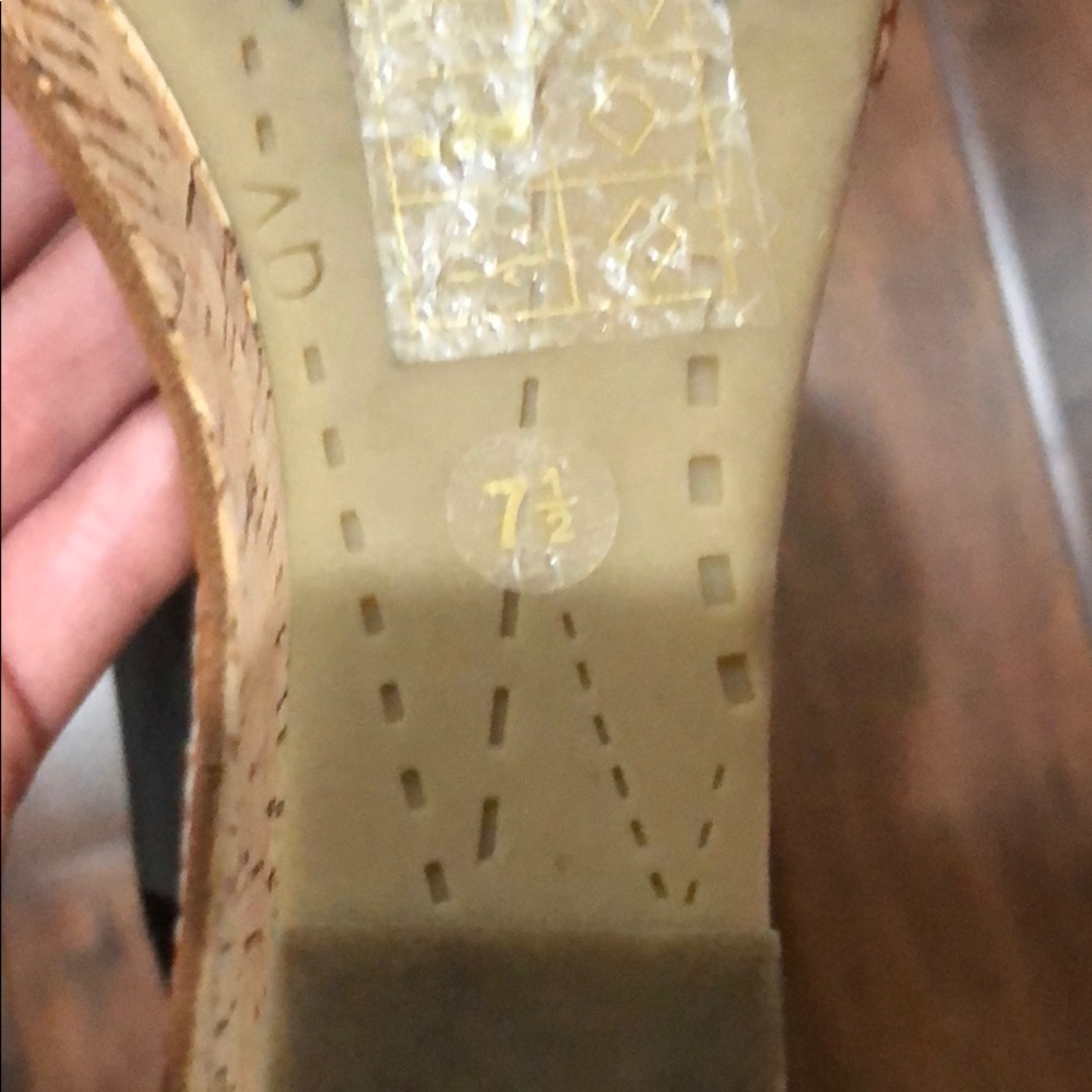 Dolce Vita Brown/Black Wedge - Picture 4 of 5